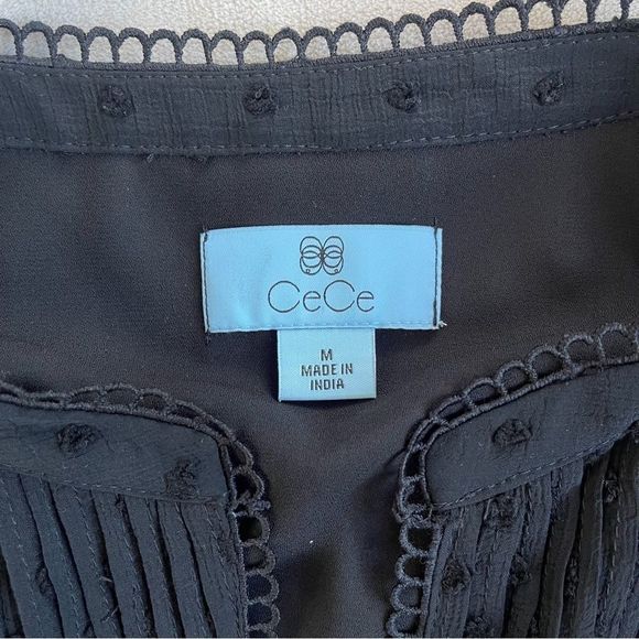 Cece NWT Medium Black Poka Dot Texture Layered Ruffled V-Neck Blouse Button Cuff - Picture 12 of 13